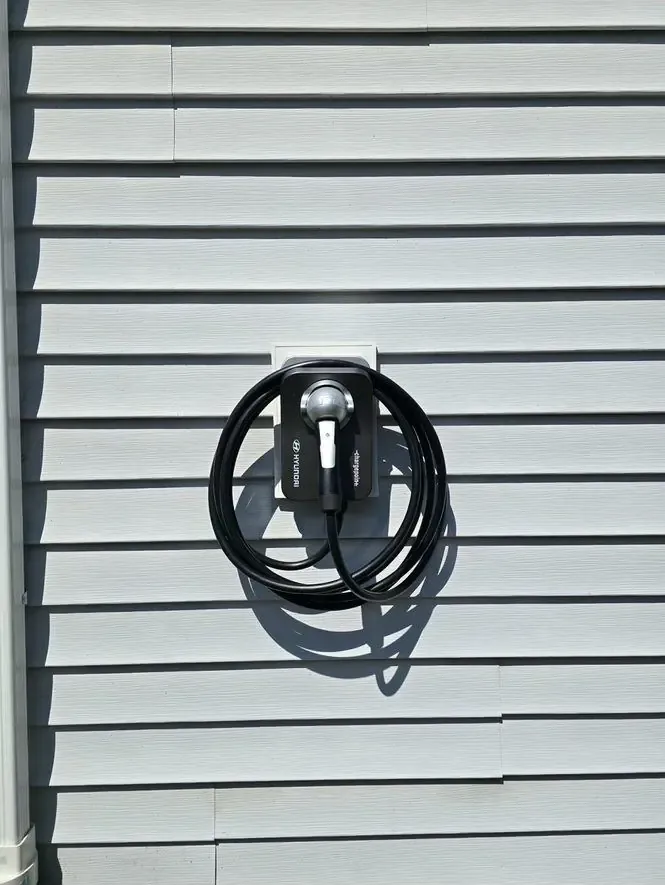 ChargePoint Home Flex installed on exterior wall in State College